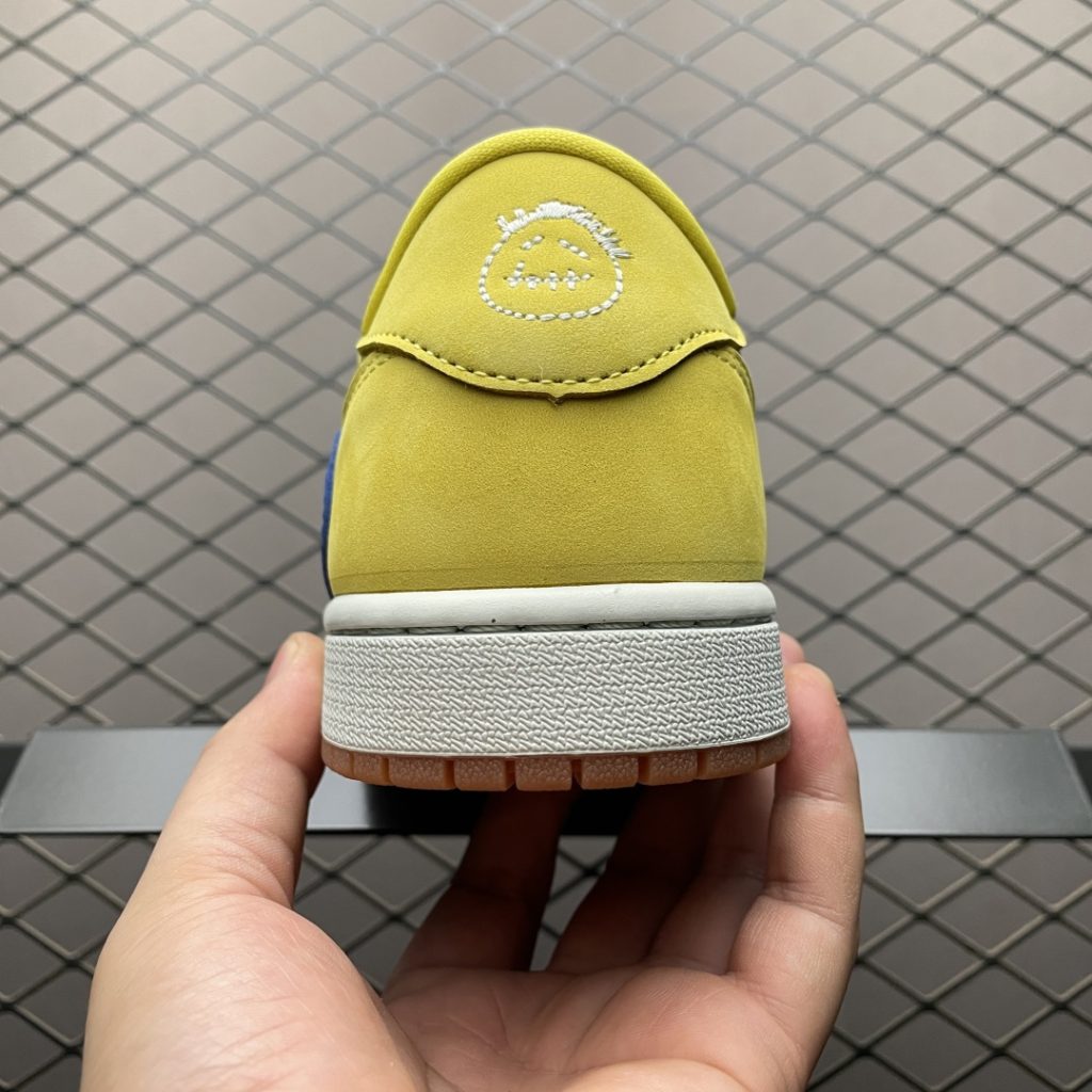 Travis Scott x Air Jordan 1 Low的倒钩设计是否会影响鞋子的透气性?插图1 Travis Scott x Air Jordan 1 Low的倒钩设计是否会影响鞋子的透气性?插图1