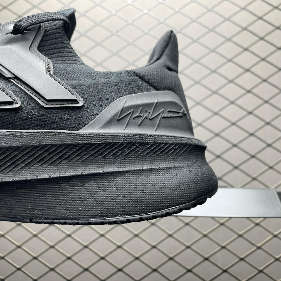 Y-3 x adidas Ultra Boost 5联名款的抽签购买难度如何?缩略图 Y-3 x adidas Ultra Boost 5联名款的抽签购买难度如何?缩略图