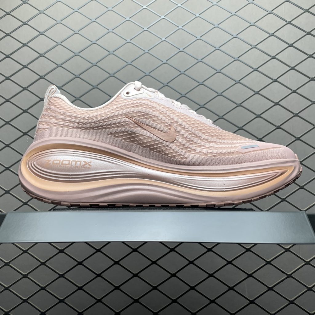 1688平台如何辨别莆田版Vomero Plus?插图1 1688平台如何辨别莆田版Vomero Plus?插图1