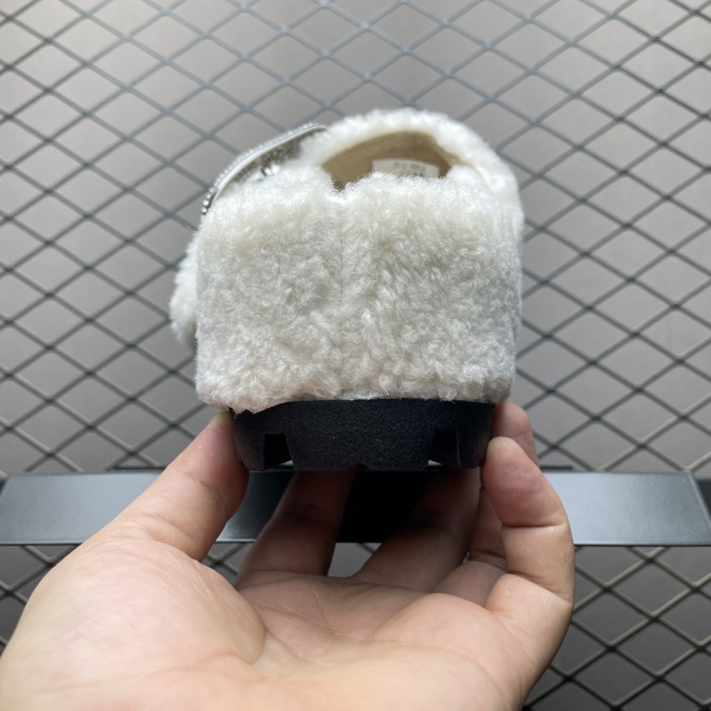 GG-CC毛毛包头拖鞋有哪些款式是适合搭配裙子的？插图1