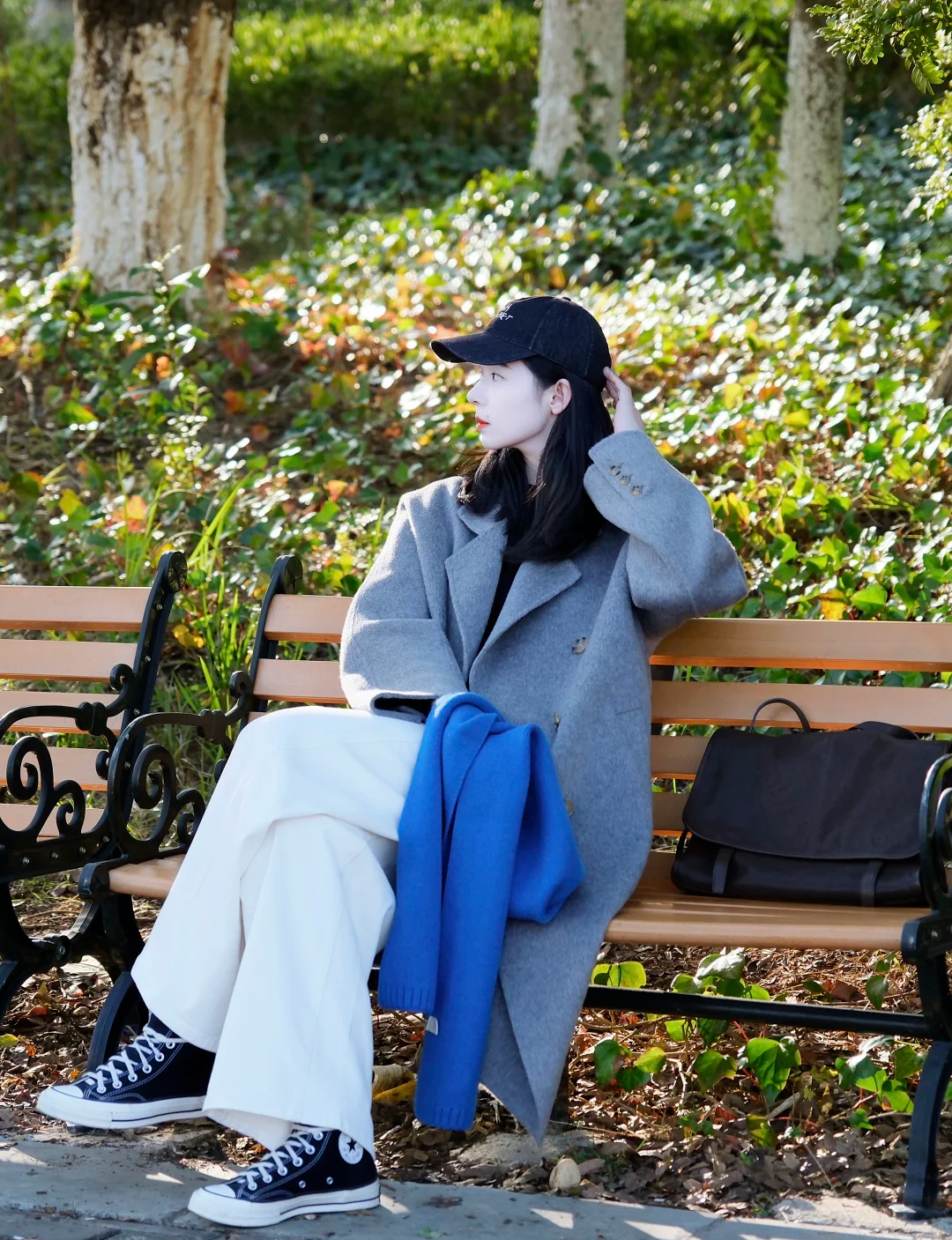 “大衣+裤子”，初冬的不露腿穿搭上线，既保暖又显气质！缩略图