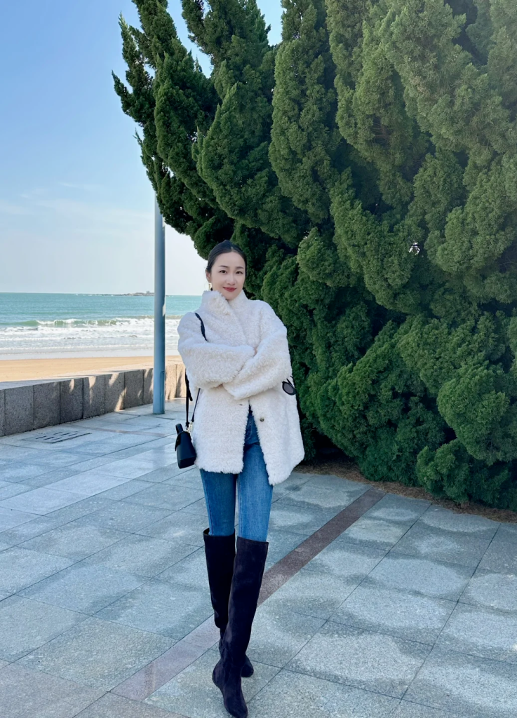 今年冬天最火搭配：裤子+长靴，怎么穿都时髦！插图