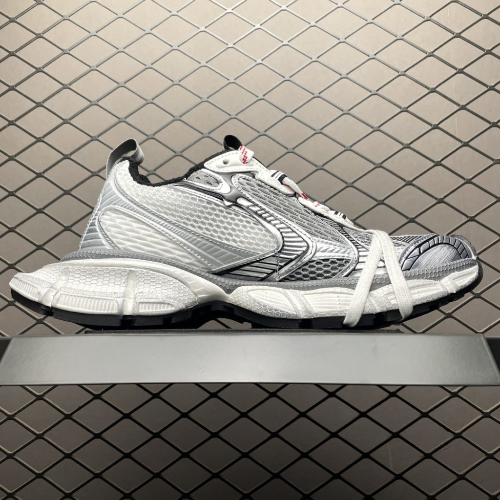 莆田Balenciaga巴黎世家复古老爹鞋怎么辨别鞋子气垫？插图1