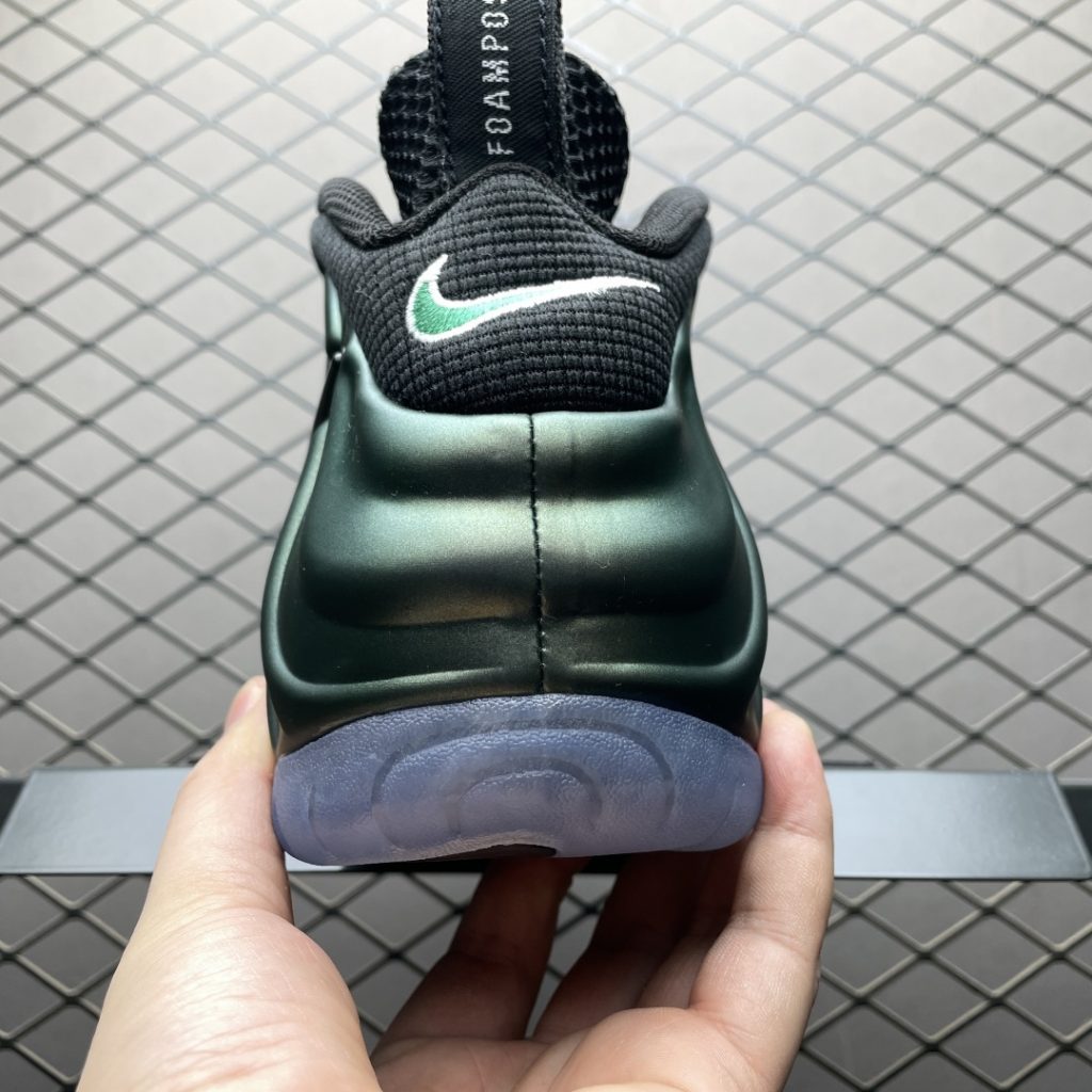 莆田顶级纯原碳板喷泡内置Zoom气垫吗？怎么判断？插图