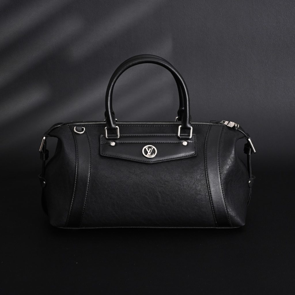 LOUIS VUITTON LV Nano Biker黑色小羊皮机车包插图 LOUIS VUITTON LV Nano Biker黑色小羊皮机车包插图