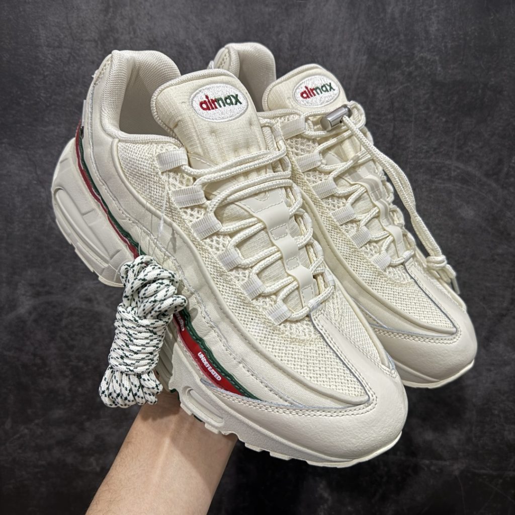 Nike Air Max 95 OG Big Bubble 白色气垫跑鞋插图 Nike Air Max 95 OG Big Bubble 白色气垫跑鞋插图