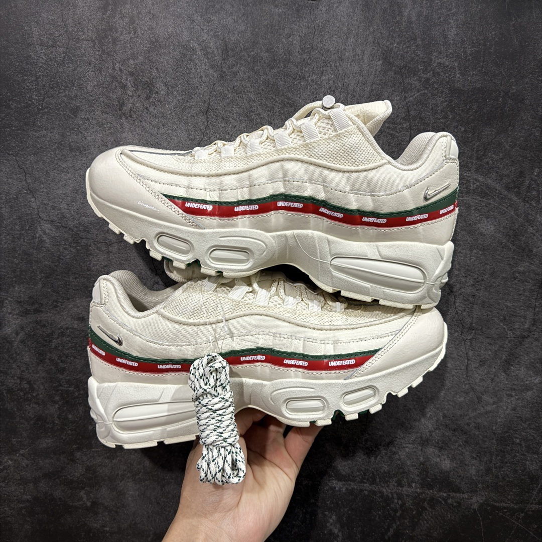 Nike Air Max 95 OG Big Bubble 白色气垫跑鞋缩略图 Nike Air Max 95 OG Big Bubble 白色气垫跑鞋缩略图