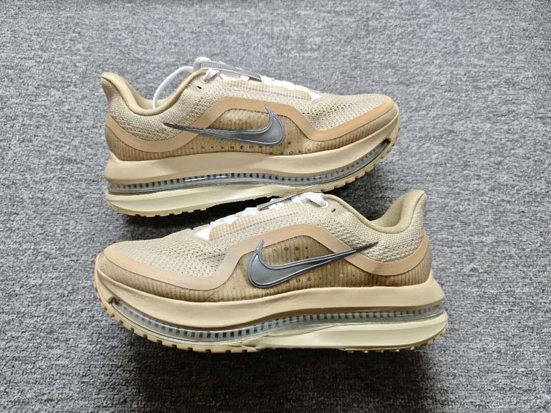 最强飞马缓震天花板!Nike Pegasus Premium SP 米色缩略图 最强飞马缓震天花板!Nike Pegasus Premium SP 米色缩略图