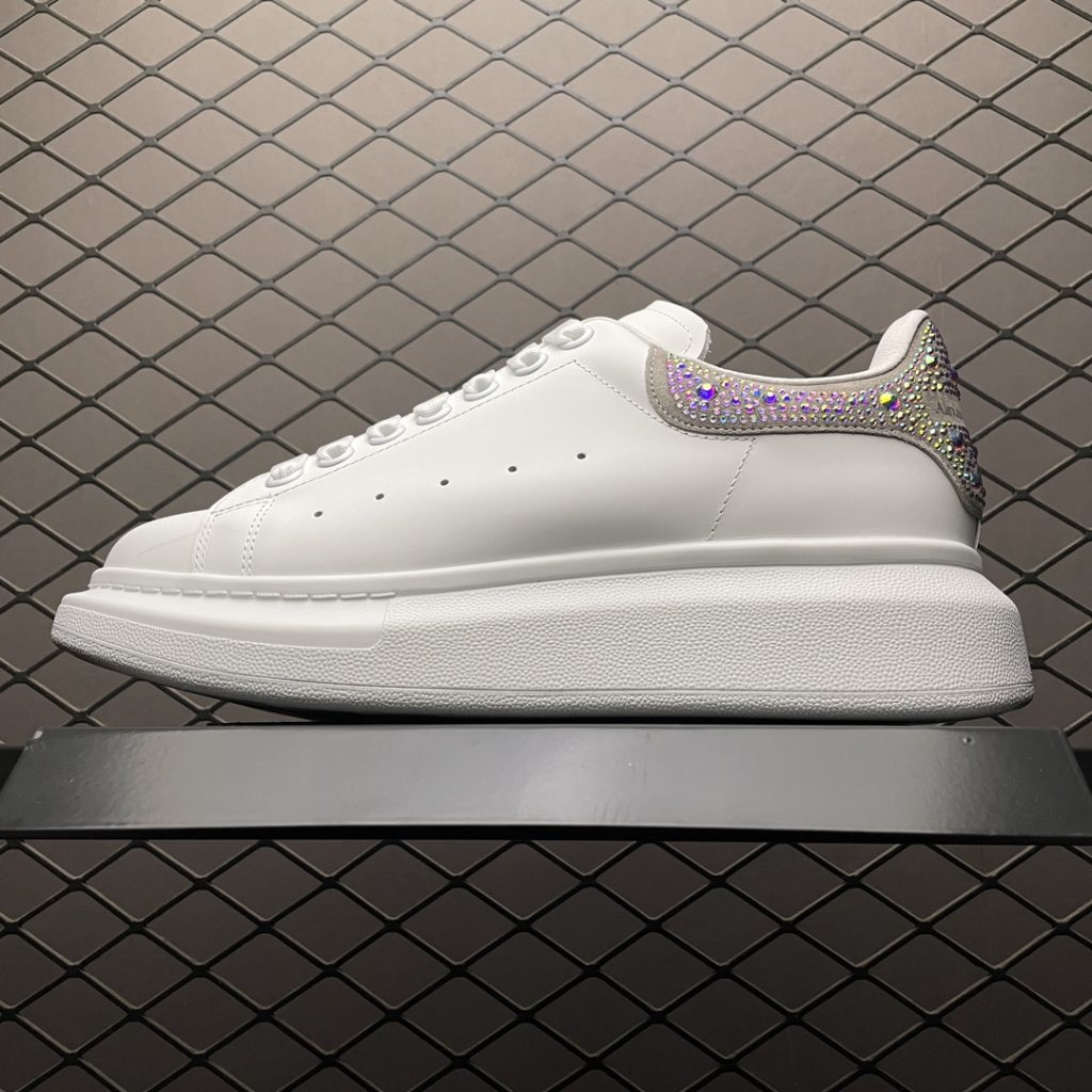 莆田麦昆小白鞋跟正品之间有什么区别，看完你就明白了插图