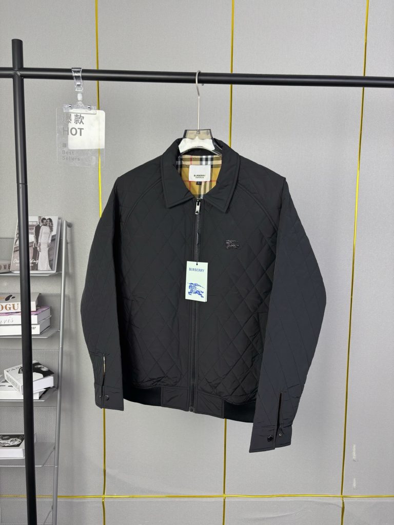 Burberry*巴宝莉2025秋冬最新品棉服,插图 Burberry*巴宝莉2025秋冬最新品棉服,插图