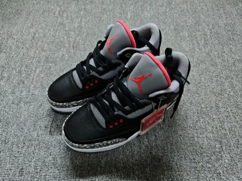 经典中的经典!Air Jordan 3 retro black cement 黑水泥插图 经典中的经典!Air Jordan 3 retro black cement 黑水泥插图