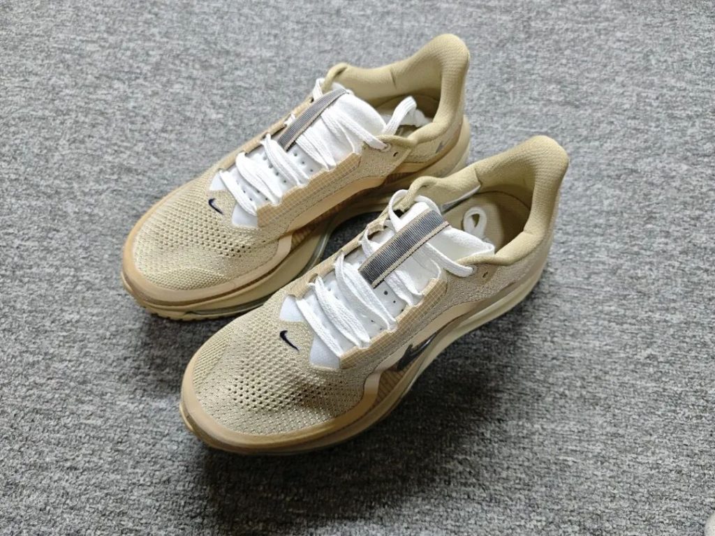 最强飞马缓震天花板!Nike Pegasus Premium SP 米色插图 最强飞马缓震天花板!Nike Pegasus Premium SP 米色插图