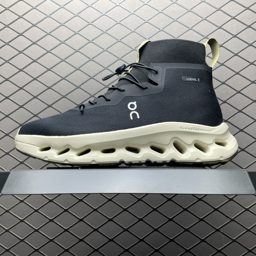 Loewe x ON 昂跑 Cloudtilt Hi 罗意威联名高帮系列鞋缩略图 Loewe x ON 昂跑 Cloudtilt Hi 罗意威联名高帮系列鞋缩略图